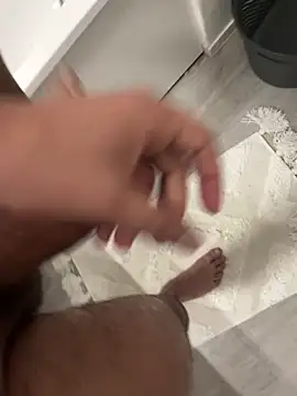 Snapshot of grosqueue3838 chatting on 11.30.25 grosqueue3838 online show from 11.30.25