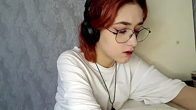 LinaWatter online show from 12.03.25