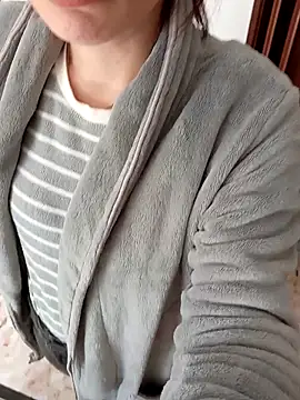 gatitachula93 online show from 02.19.26