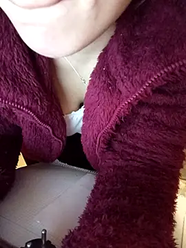 gatitachula93 online show from 03.09.26