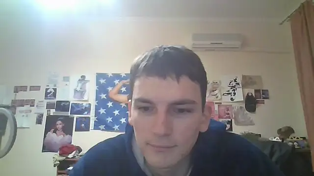 Snapshot of leo_cutie chatting on 02.01.26 leo cutie online show from 02.01.26