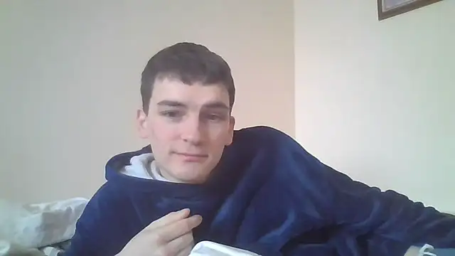 Snapshot of leo_cutie chatting on 02.06.26 leo cutie online show from 02.06.26