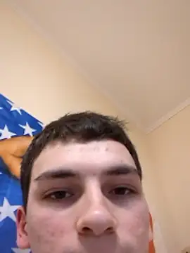 Snapshot of leo_cutie chatting on 02.09.26 leo cutie online show from 02.09.26