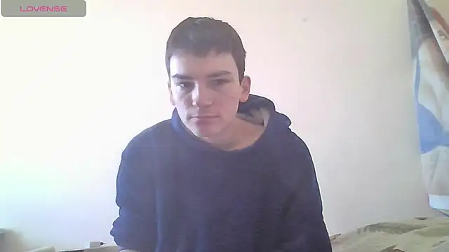 Snapshot of leo_cutie chatting on 02.10.26 leo cutie online show from 02.10.26