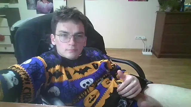 Snapshot of leo_cutie chatting on 02.22.26 leo cutie online show from 02.22.26