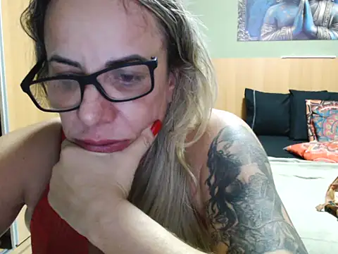 Eupholia online show from 12.03.25