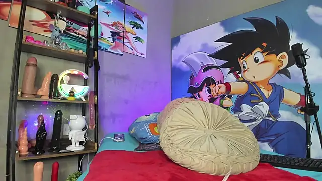 Shadia Squirt online show from 02.15.26