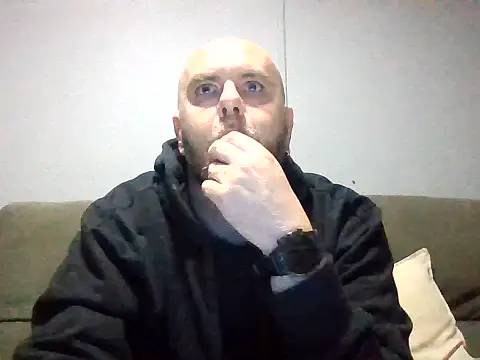Snapshot of DieselDeek666 chatting on 07.19.26 DieselDeek666 online show from 07.19.26