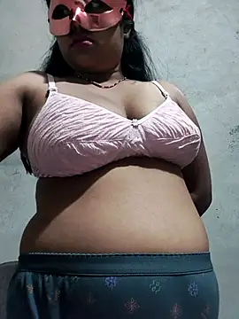 Curvy Chaaya online show from 01.11.26