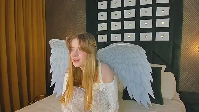 Victori Fox online show from 02.15.26