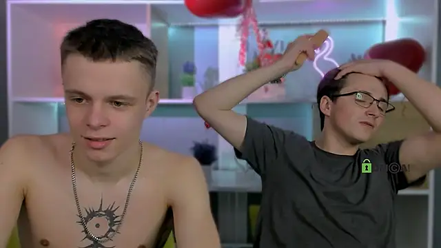 Snapshot of veldi_to chatting on 02.11.26 veldi to online show from 02.11.26