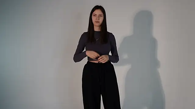 Snapshot of UmbraElyon chatting on 02.22.26 UmbraElyon online show from 02.22.26