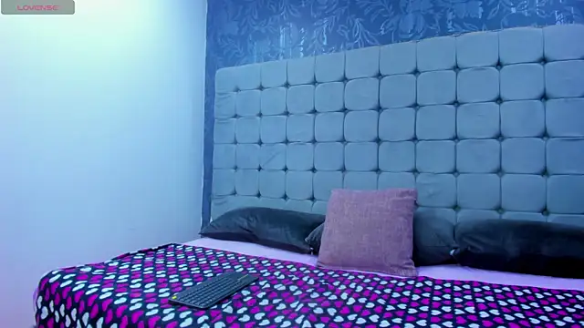 Messy Karol  online show from 12.03.25