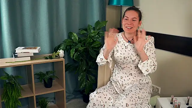 KourtneyFust online show from 12.02.25