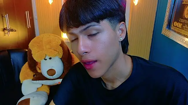 StormLuxX online show from 03.24.26