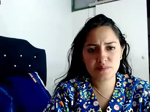 Snapshot of MisNicol chatting on 02.12.26 MisNicol online show from 02.12.26