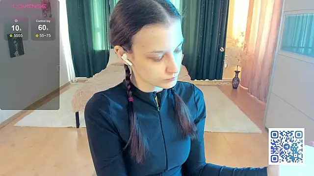 KrisDoeil online show from 04.14.26