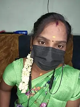 Snapshot of Tamil_Pallavi chatting on 07.07.26 Tamil Pallavi online show from 07.07.26