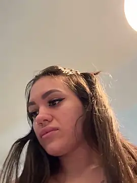 SiennaLuxexx online show from 02.20.26