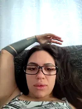 SiennaLuxexx online show from 04.12.26