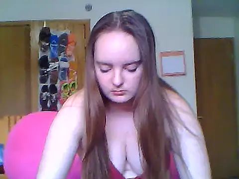 CallmeVenuss online show from 05.05.26
