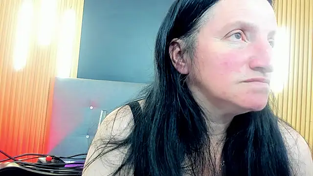 Andre cloefoxx  online show from 03.30.26