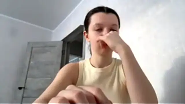 EllieBerrie online show from 12.14.25