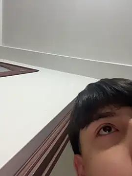 Lander Cruz online show from 04.10.26