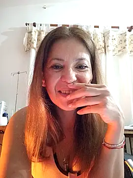 Snapshot of GRINGADELICIOSA chatting on 12.02.25 GRINGADELICIOSA online show from 12.02.25