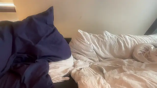 Snapshot of CBT-Sounding chatting on 12.02.25 CBT-Sounding online show from 12.02.25