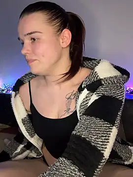 LoreenKinky online show from 02.12.26