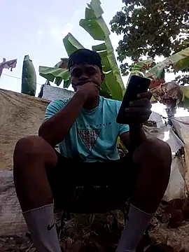 Snapshot of youngboypiss chatting on 02.24.26 youngboypiss online show from 02.24.26