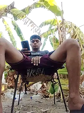 Snapshot of youngboypiss chatting on 02.25.26 youngboypiss online show from 02.25.26