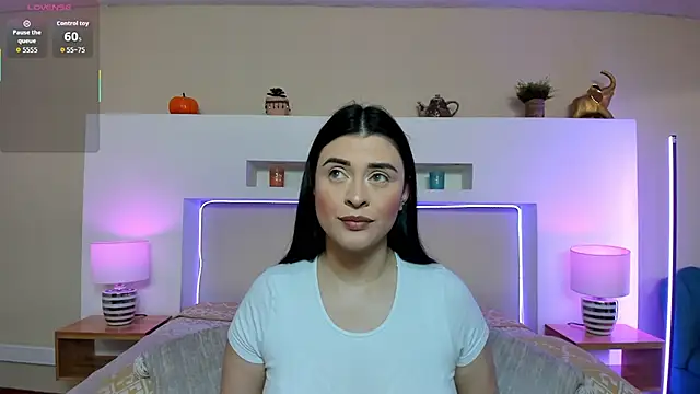 AnikaRomanoff  online show from 02.02.26