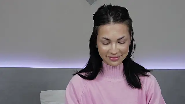 Snapshot of RachaelMils chatting on 01.13.26 RachaelMils online show from 01.13.26