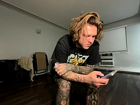 Tatertats online show from 12.02.25