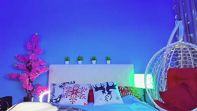 Snapshot of Gina_Gina_love chatting on 02.02.26 Gina Gina love online show from 02.02.26