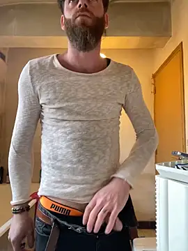 Snapshot of Bigdaad92 chatting on 12.05.25 Bigdaad92 online show from 12.05.25