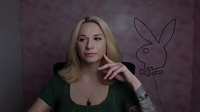 Melodie Aster online show from 05.04.26