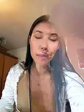 Snapshot of Isabella_Fontanaa chatting on 07.18.26 Isabella Fontanaa online show from 07.18.26