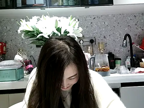 Snapshot of Monica8810 chatting on 12.16.25 Monica8810 online show from 12.16.25