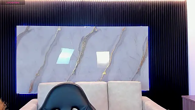 TiffanyHoustton online show from 03.23.26