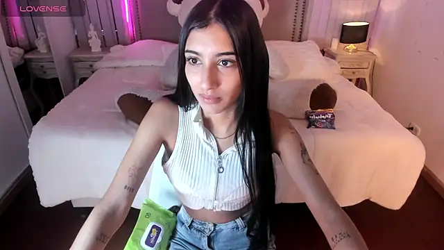 lya  brown online show from 03.20.26