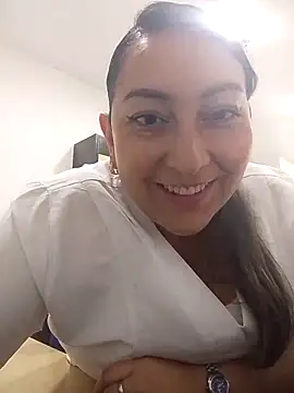 Valeria montana  online show from 01.14.26