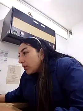 Valeria montana  online show from 01.15.26