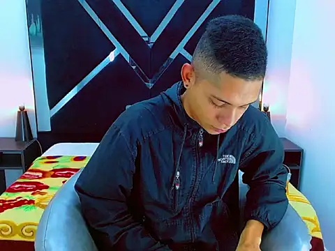 Axel Marcu online show from 12.21.25