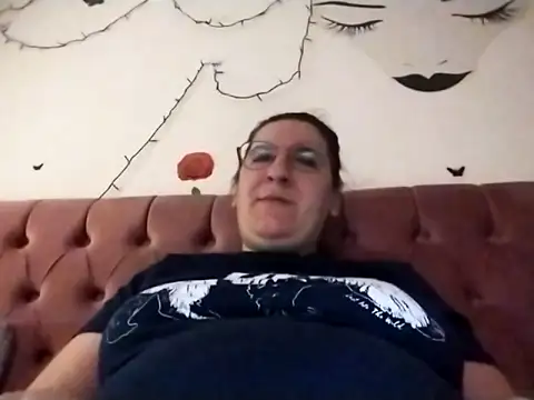 Snapshot of Dana92va chatting on 02.13.26 Dana92va online show from 02.13.26