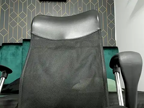 lucky smith1 online show from 02.24.26