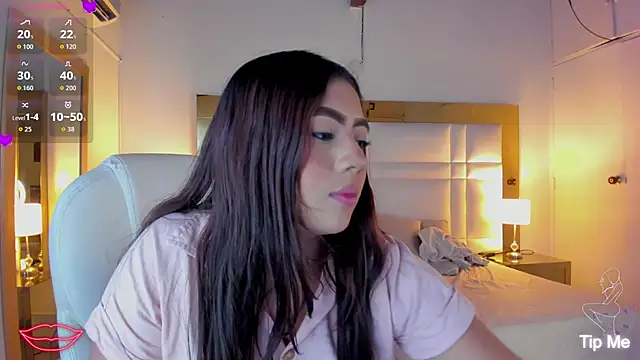 Zoei Moon online show from 01.12.26