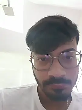 Snapshot of farooq2001 chatting on 12.03.25 farooq2001 online show from 12.03.25